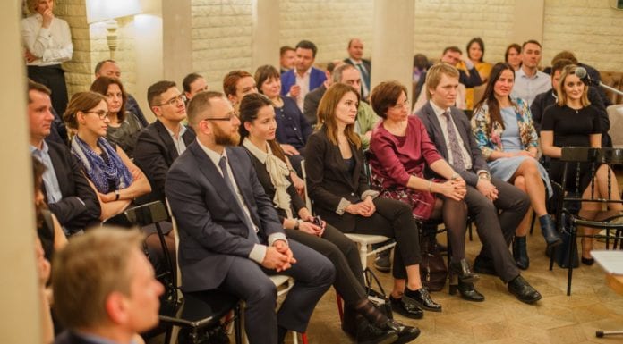 Принципиальным посвящается